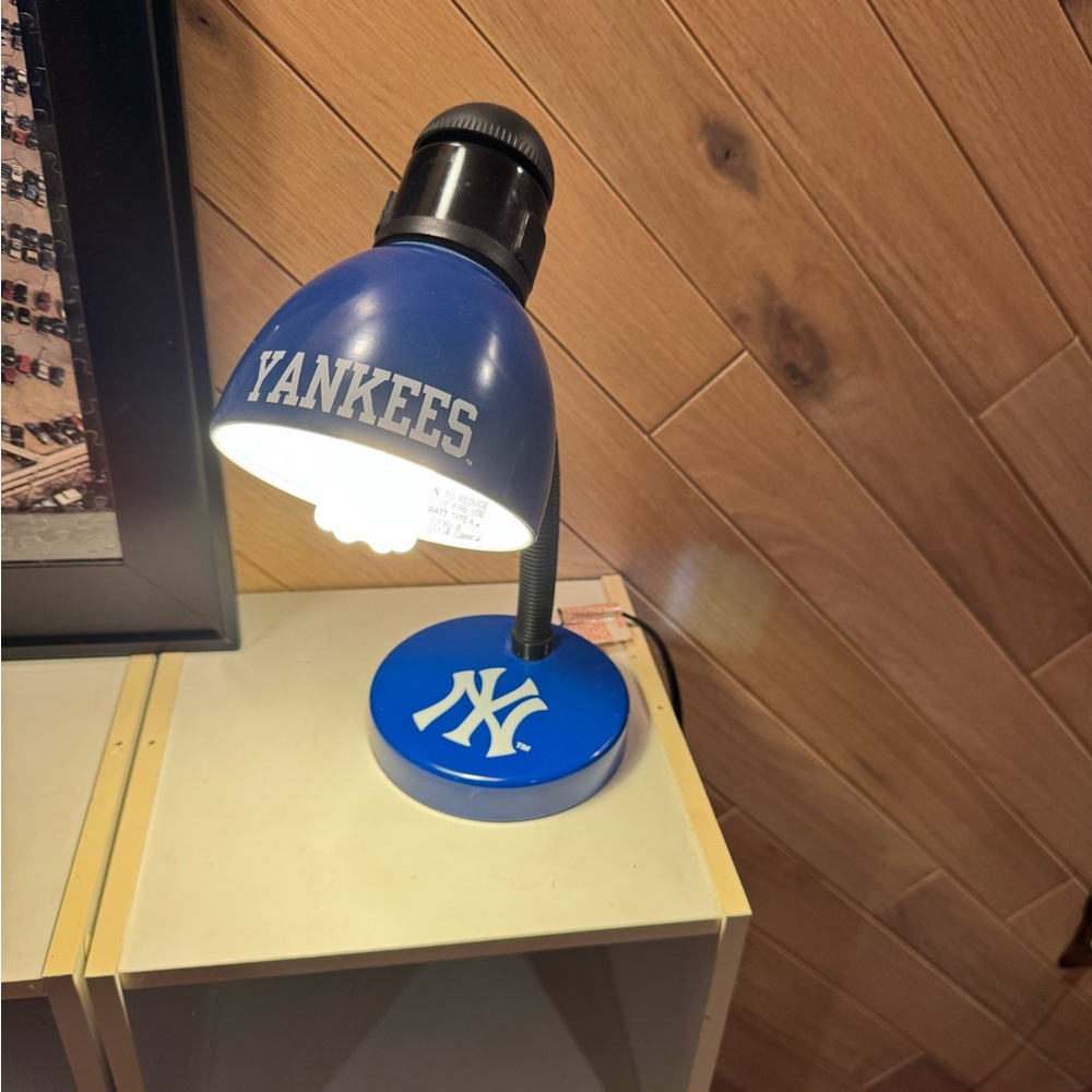 New York Yankee Blue Desk Lamp